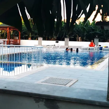 Apartment Denize Yakin Lueks