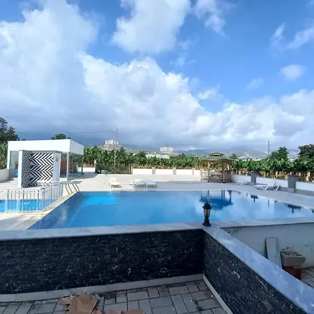 Denize Yakin Lueks Apartmán Alanya