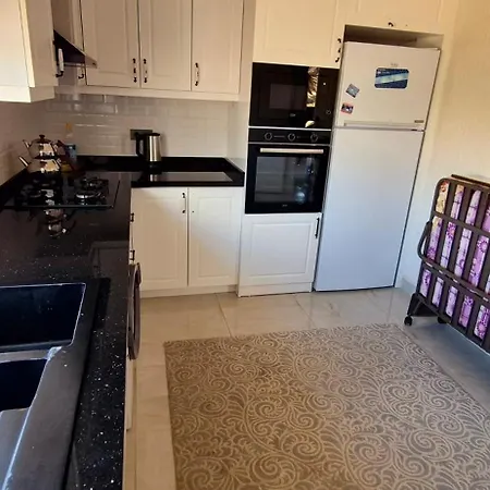 Denize Yakin Lueks Apartmán *