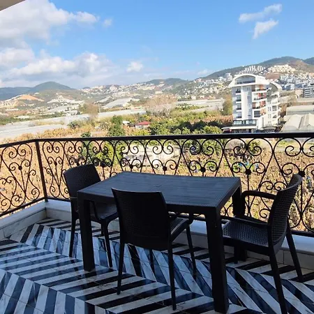 Denize Yakin Lueks Apartmán