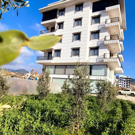 Denize Yakin Lueks Apartament