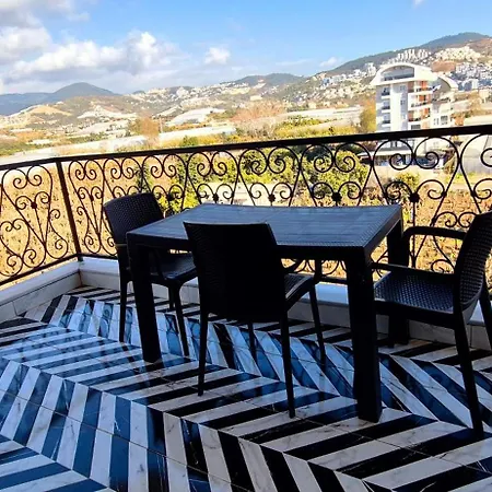 Denize Yakin Lueks Apartament *